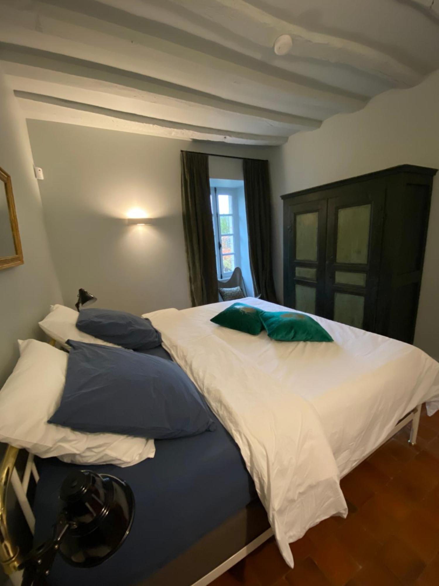 Domaine De Pres Valencay Val De Loire Berry Holiday home *